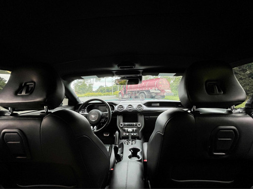 Imagen 13 de 25 de Ford Mustang Modelo 2019