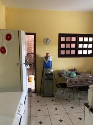 Imagem 2 de 14 de Casa Com Piscina E Churrasqueira Lado Serra.