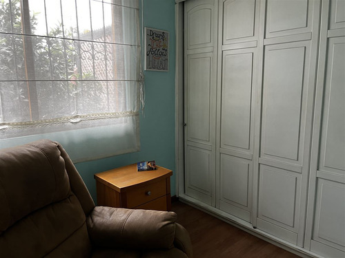 Impecable Casa De 5 Dormitorios Con Local Comercial