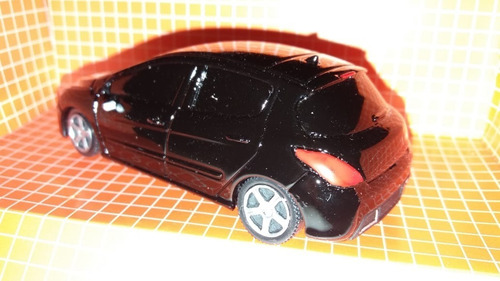 Autito En Escala 1.43 Peugeot 308, Negro