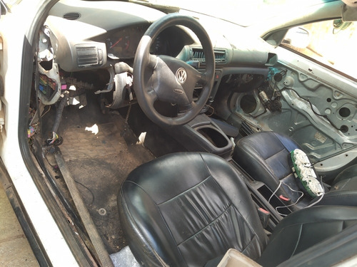 Volkswagen Passat 1999 1.8 4p