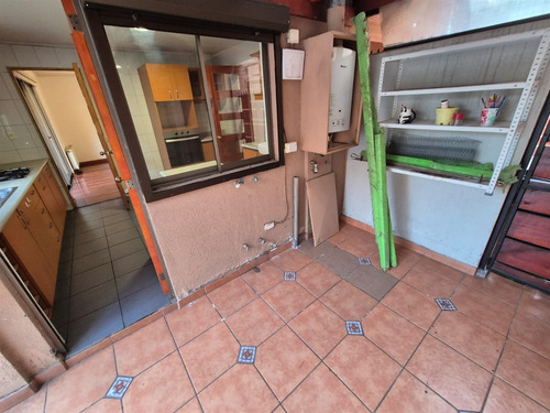 Arriendo Casa Con Piscina 4d 3b 1b 1e En Peñalolén.