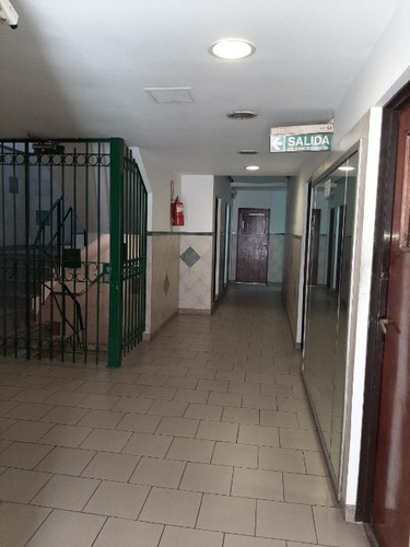 Imagen 11 de 14 de Oficina En Venta En Moron Centro