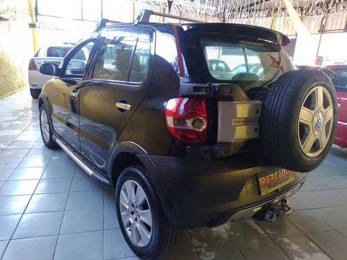 Imagem 3 de 11 de Volkswagen Crossfox 2008 1.6 Total Flex 5p