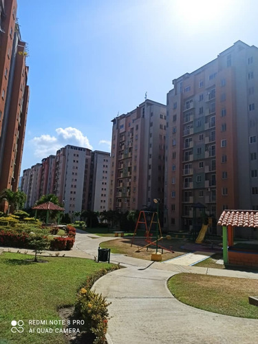 Imagen 6 de 13 de Remax Infinity Vende Apartamento En Res Monte Mayor 132246 Frances Mijares 04144990396