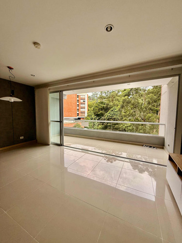 Venta Hermoso Apartamento Loma Las Brujas Muga,