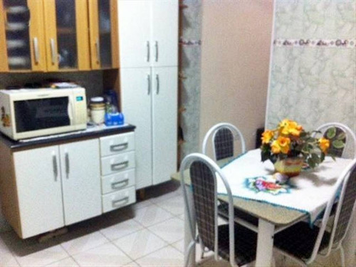 Imagem 14 de 20 de Casa Terrea Em São Vicente, Ampla, 2 Dorm, 1 Suíte, 2 Vagas De Garagem! - Hm1563