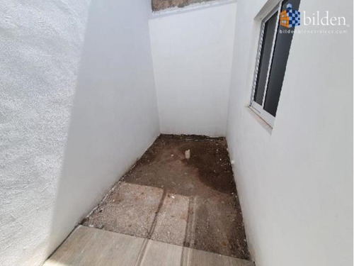 Imagen 3 de 12 de Casa Sola En Venta Fraccionamiento Cumbres Residencial