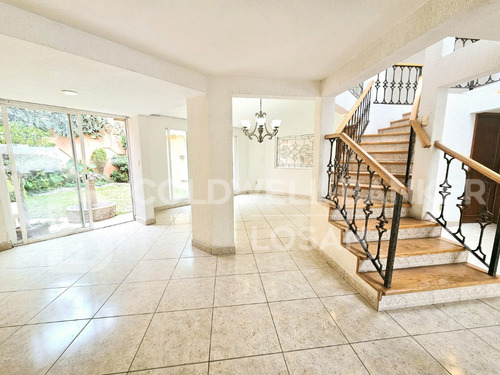 Casa En Venta En Jacinto Pallares, Cto Juristas