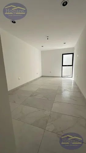 Casa En Venta Dentro De Cluster En La Campiña Residencial León Gto
