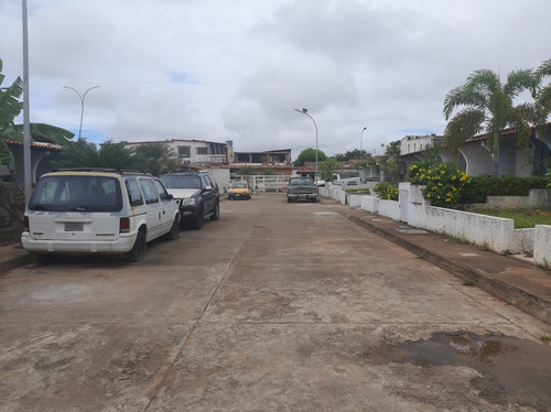 Imagen 4 de 22 de Casa En Circuito Cerrado Jardín Plaza Sector A/b. Rio Aro. Las Mercedes
