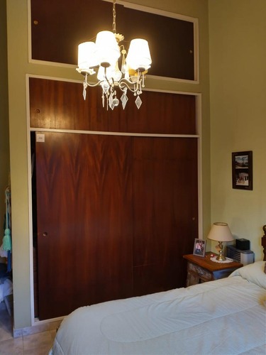 Venta Casa Quinta Estilo Colonial. Lujan 4 Domritorios