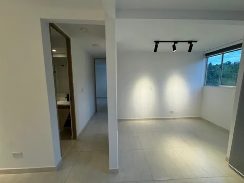 Apartamento En Venta En La Aldea. Cod V16470