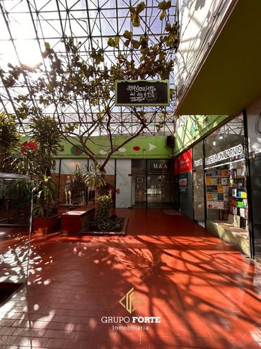Venta Local Comercial En Barrio Centro