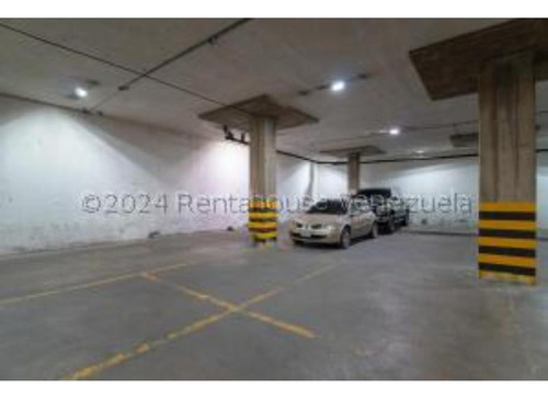 #24-17255 Excelente Edificio Industrial En La Trinidad