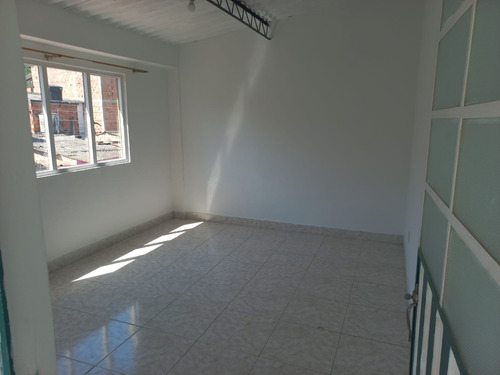Venta De Casa Con Dos Apartamentos Independientes En Villeta