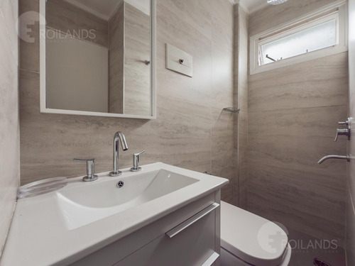 Venta Departamento 3 Ambientes Puro Sol Con Dep Cochera Balcón En Coghlan