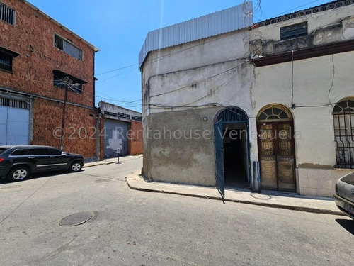 Se Vende Local Industrial Quinta Crespo Fm 