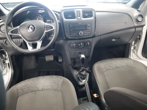 Renault Logan 1.6 LIFE + AUTOMATICO