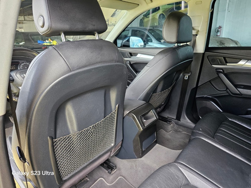 Audi Q5 2.0 L T Dynamic Dsg