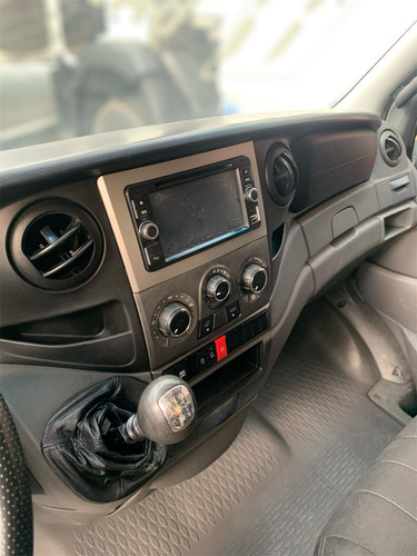 Iveco Daily 35s14 2017 Guincho Plataforma Veiculo Completo