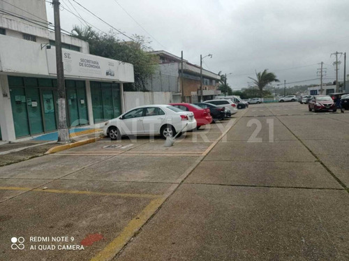 Imagen 4 de 30 de Se Vende Edificio Centrico Ideal Para Oficinas