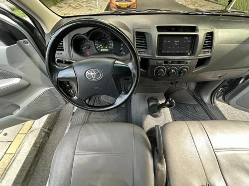 Toyota Hilux 2.7 Imv 4x2