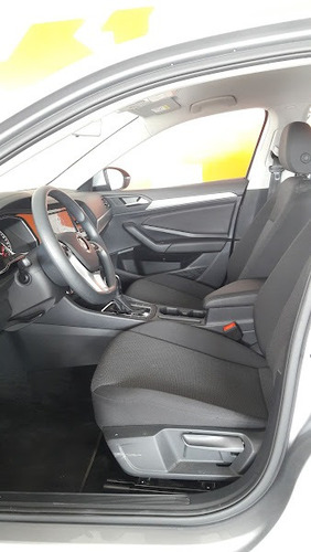 Imagen 2 de 13 de Volkswagen Jetta 2021