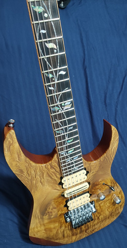 Guitarra Ibanez J.custom Rg8570zme Rg Solo 8 En El Mundo Diestro Nude Macassar Ebony (Usado)