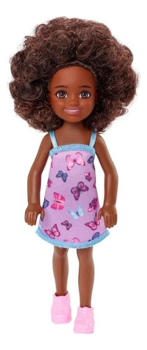 Mini Boneca Colecionável Menina Morena Negra - Vestido Estampa De Borboletas - Cabelo Penteado Black Power - Chelsea Club Família Da Boneca Barbie - Mattel Brinquedos