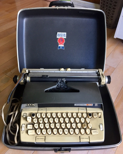 Maquina De Escribir Antigua Smith & Corona Electra 120