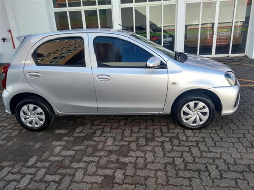 Toyota Etios 1.3 X 16v Flex 4p Manual