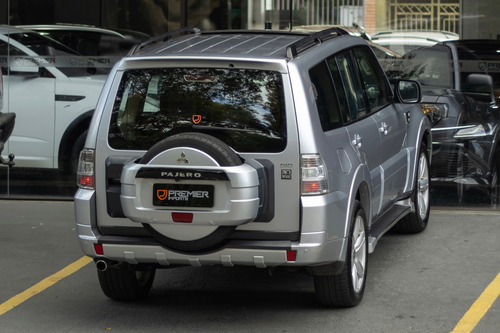 Mitsubishi Pajero Full 3.2 Hpe Aut. 5p