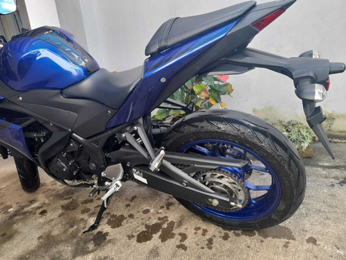 Yamaha R3