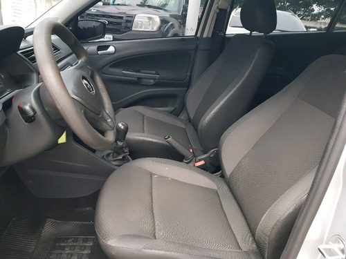 Imagem 10 de 12 de Volkswagen Gol 1.6 Msi Trendline (flex) Flex Manual