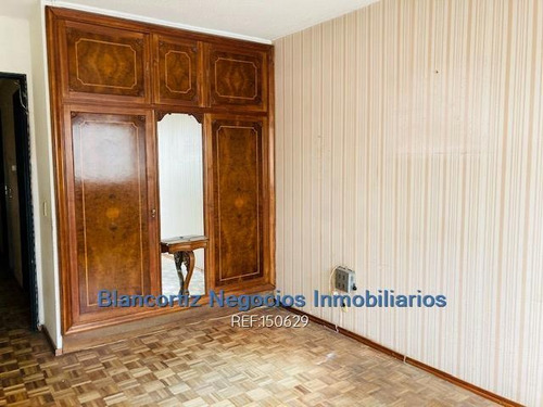 Se Vende Apartamento De 3 Dormitorios Y Garaje En Pocitos