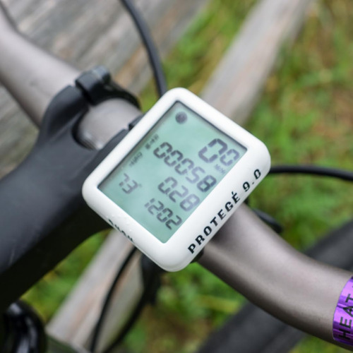 Ordenador De Bicicleta Planet Bike Protégé 9.0 Con Cable Blanco Tamaño Del Cuadro