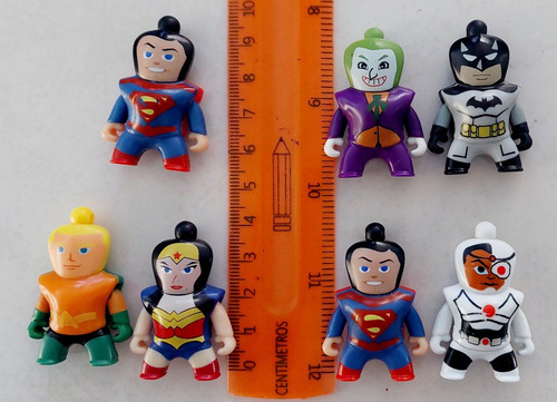 Figuras De Super Heroes Dc. De Huevo Kinder. #18