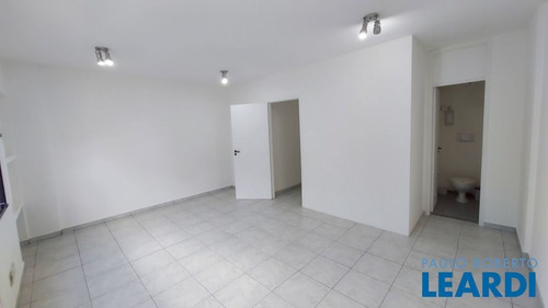 Conj. Comercial - Alphaville - Sp - 636505