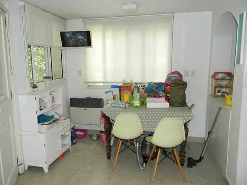 Imagen 7 de 16 de Casa - Mart.-vias/libert.