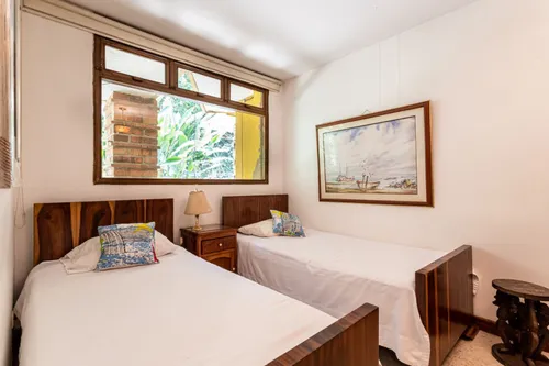 Casa En Venta En Loma Las Brujas. Cod V8340