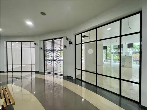 138 M2 Local En Arriendo En El Poblado
