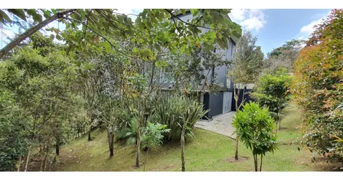 Exclusiva Casa Campestre Ubicacion Premium Ideal Para Inversion