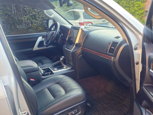 Toyota Land Cruiser 4.5 Td 200 Vx 265cv At W/floormat
