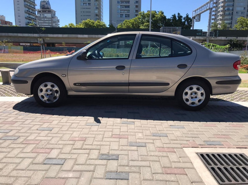 Renault Megane 1.6 Tric Pack Plus 2008