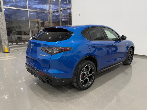Alfa Romeo Stelvio 2.0 280cv At Q4 Veloce