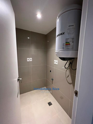 Imagen 18 de 19 de Pocitos Venta Apartamento 2 Dormitorios U$d 240.000 Cw148593