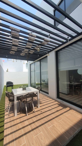 Casa En Venta En Zibata, Preciosa Casa Con Gran Plusvalia En Zibata !
