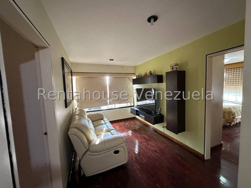 Amplio Apartamento En Venta En Colinas De Bello Monte Jb
