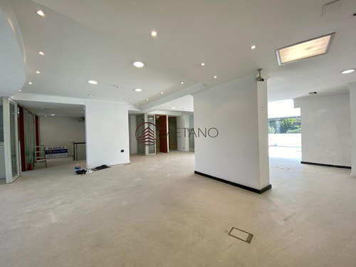 Imagen 1 de 13 de Local Comercial Sobre Roosevelt - Punta Del Este Roosevelt